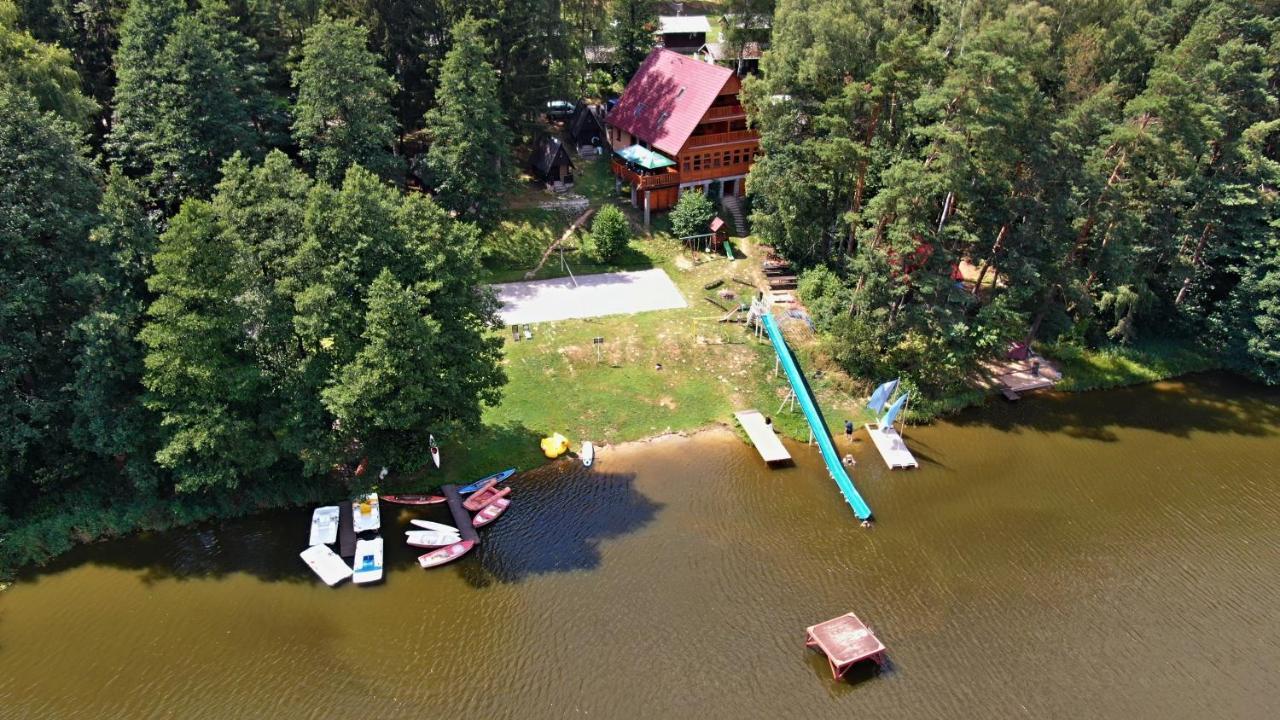 Penzion Diana Hotel Kunzak Exterior photo